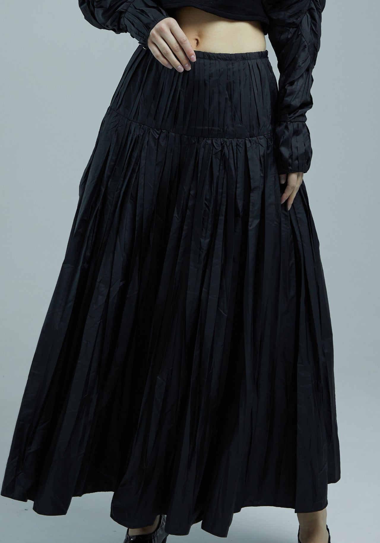 Pleated midi skirt