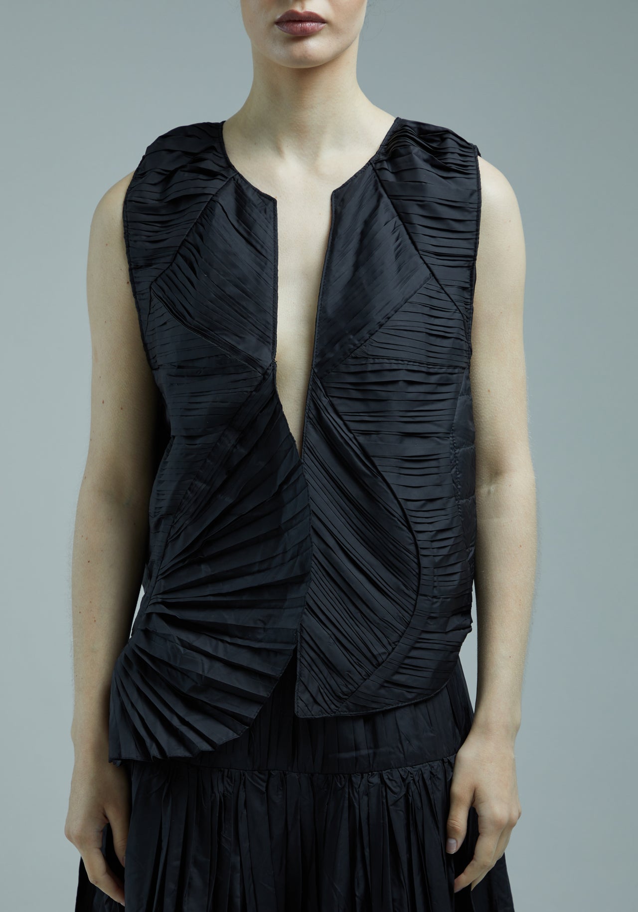 Quilted-finish vest